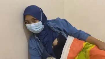 Jilbab Bispak Bikin Penasaran Wajah Asli Cantik Atau Tidak poster